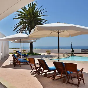 2* Bed & Breakfast Casa Tres Palmeiras